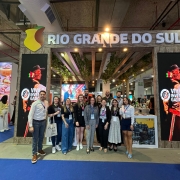 Estande do Rio Grande do Sul tem participação do trade turístico estadual